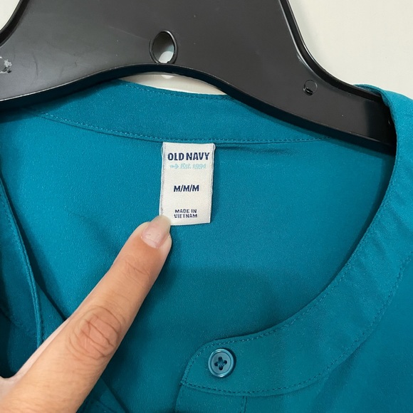 Dark turquoise old navy long sleeve blouse - Picture 5 of 6